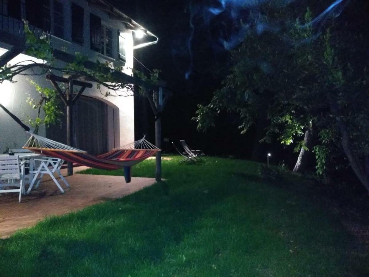 America Nei Boschi B&B Bra Exterior foto